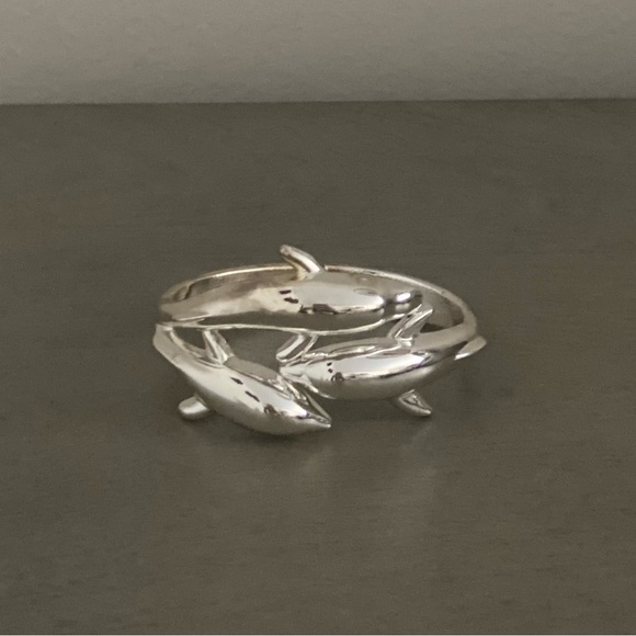 Silver dolphin bracelet - Picture 2 of 8